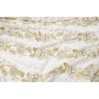 Бежевые розы с люрексом на белой сетке