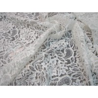 Гипюр молочного цвета с кордовой нитью