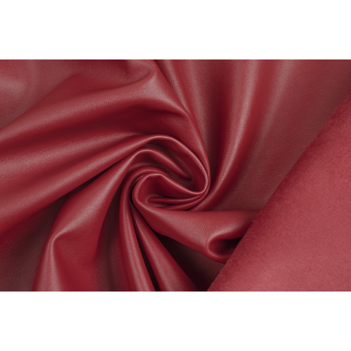 Красный кожзам с изнанкой под замшу для пошива одежды