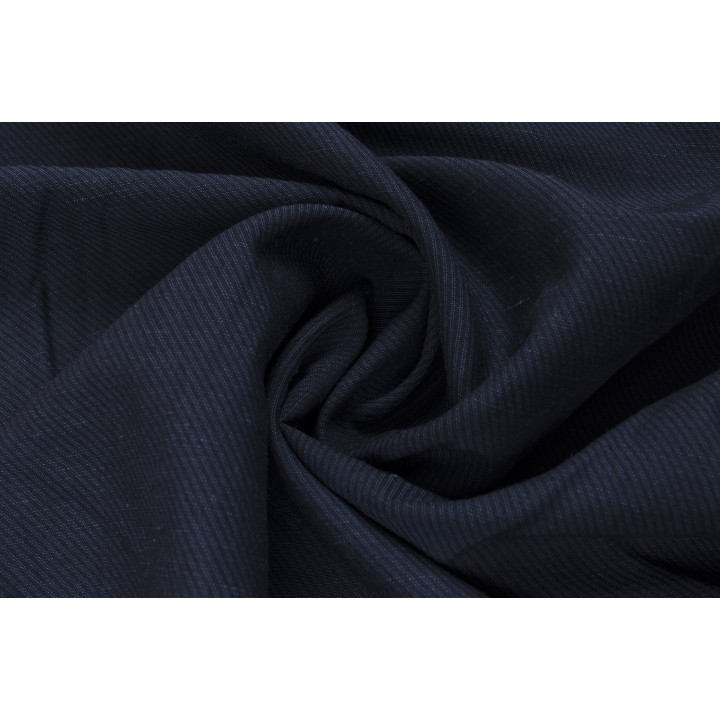 Темно-синяя смесовая костюмная ткань в полоску