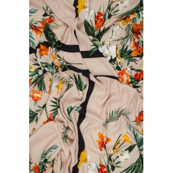 Яркие некрупные цветы на персиковом фоне - костюмная ткань