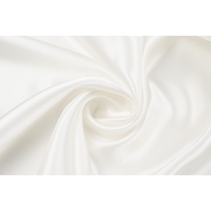 Мягкая вискозная подкладка молочного цвета с легким блеском