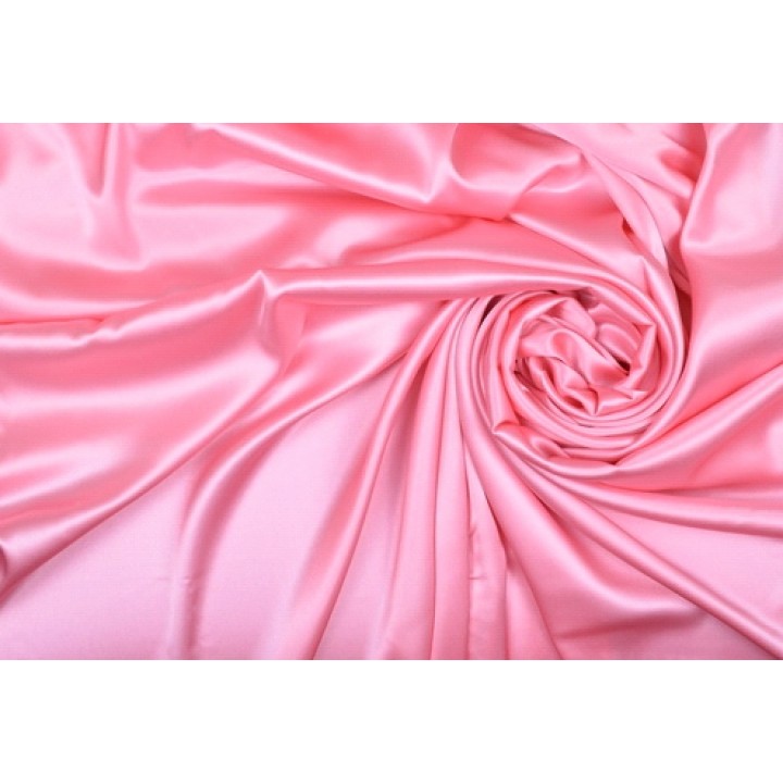 Шелк атласный классического розового оттенка