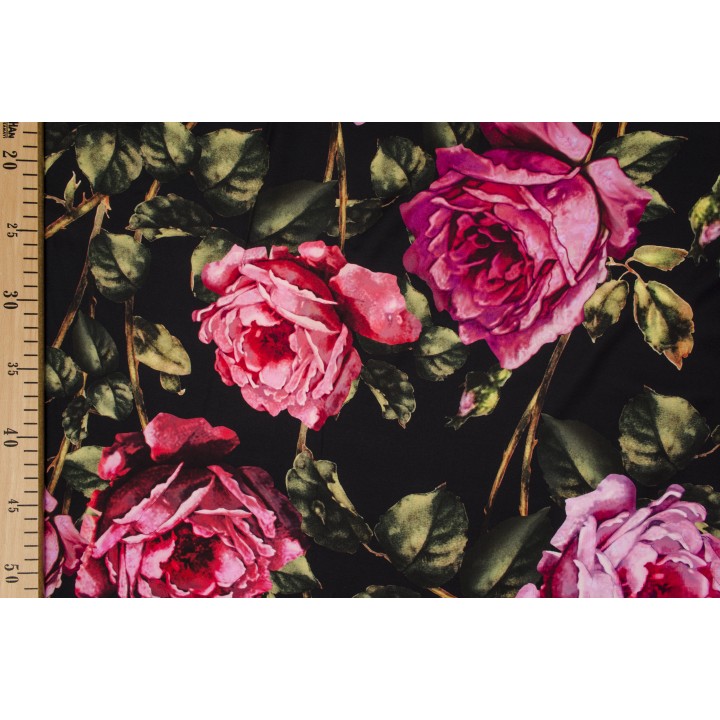 Матовый шелк-стрейч с крупными розами